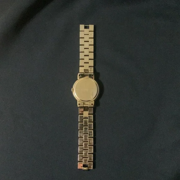 Marc by Marc Jacobs Marci Gold tone Stainless steel link  display picture 2